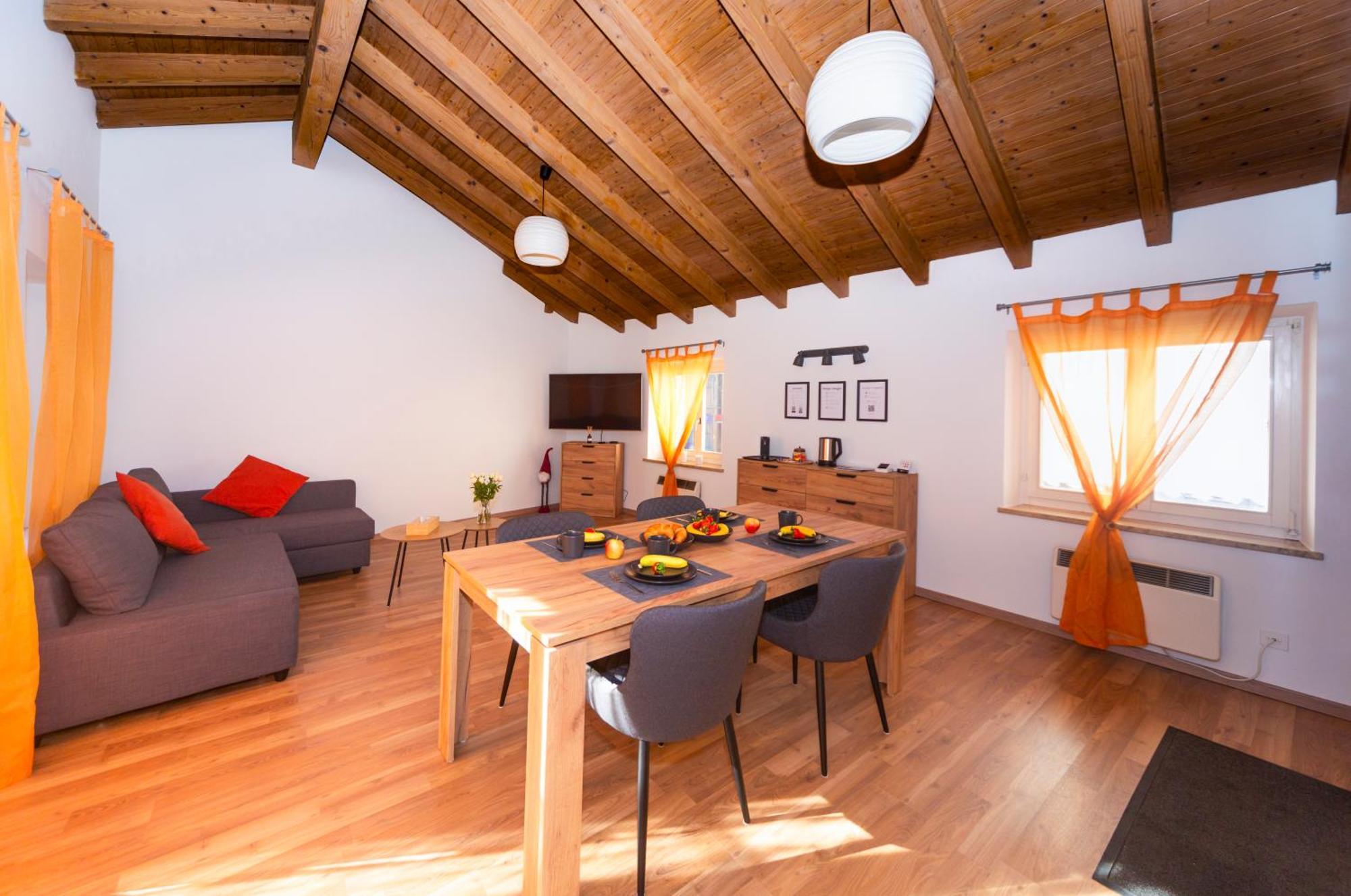 Piazza Grande House Apartment Locarno Bagian luar foto